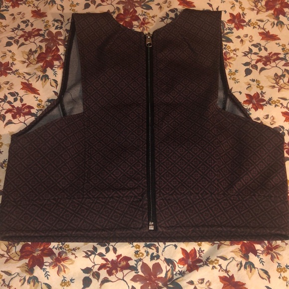 Patterned Top - Picture 3 of 3